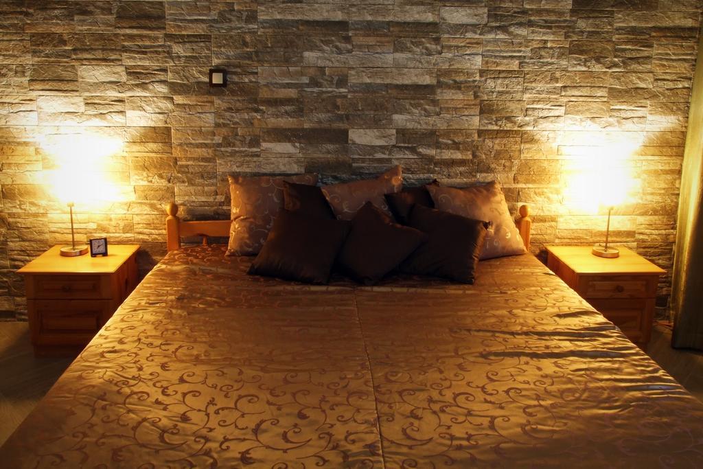 Apartament Citihost Karoly Koerut